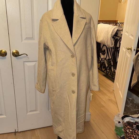 ON 34th Jackets & Blazers - Elegant Women's Tan Trench Coat